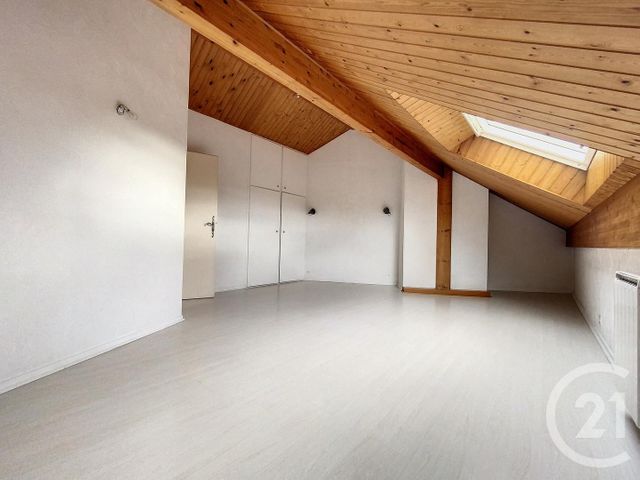 Appartement Duplex à louer - 7 pièces - 141.0 m2 - AUDINCOURT - 25 - FRANCHE-COMTE - Century 21 Agence De La Gare