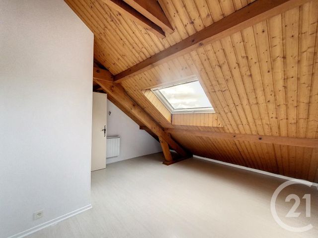 Appartement Duplex à louer - 7 pièces - 141.0 m2 - AUDINCOURT - 25 - FRANCHE-COMTE - Century 21 Agence De La Gare
