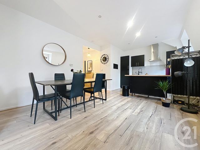 Appartement F3 à louer - 3 pièces - 63.0 m2 - COUTHENANS - 70 - FRANCHE-COMTE - Century 21 Agence De La Gare
