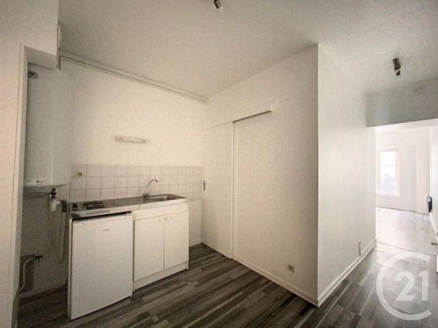 Appartement F1 à louer - 1 pièce - 25.48 m2 - MONTBELIARD - 25 - FRANCHE-COMTE - Century 21 Agence De La Gare