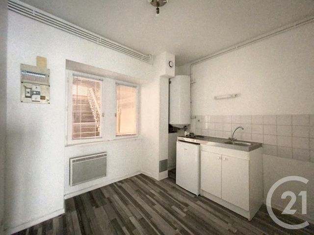Appartement F1 à louer - 1 pièce - 25.48 m2 - MONTBELIARD - 25 - FRANCHE-COMTE - Century 21 Agence De La Gare