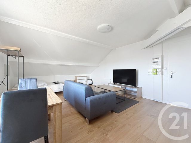 Appartement F1 à vendre - 1 pièce - 24.0 m2 - SOCHAUX - 25 - FRANCHE-COMTE - Century 21 Agence De La Gare