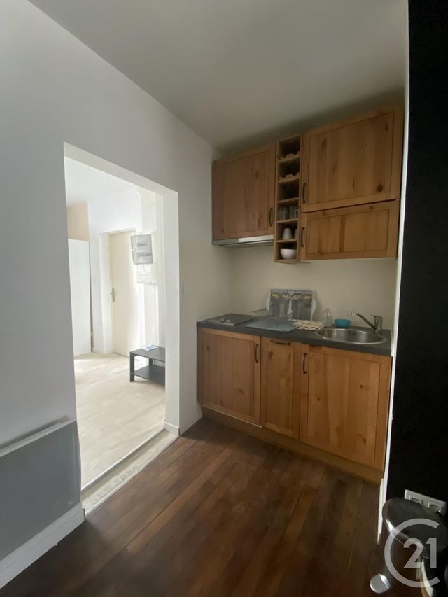 Appartement F1 à louer - 1 pièce - 22.0 m2 - MONTBELIARD - 25 - FRANCHE-COMTE - Century 21 Agence De La Gare
