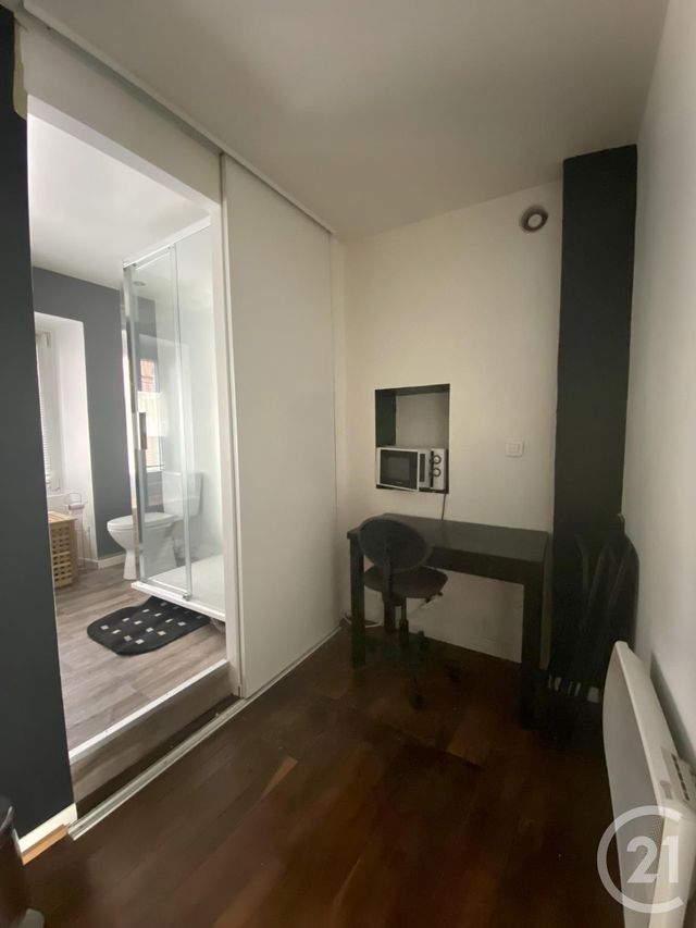 Appartement F1 à louer - 1 pièce - 22.0 m2 - MONTBELIARD - 25 - FRANCHE-COMTE - Century 21 Agence De La Gare