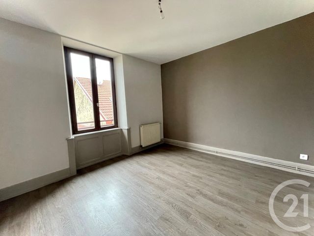 Appartement F4 à louer - 4 pièces - 75.0 m2 - COLOMBIER FONTAINE - 25 - FRANCHE-COMTE - Century 21 Agence De La Gare