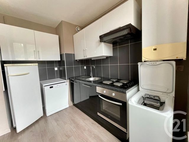 Appartement F4 à louer - 4 pièces - 75.0 m2 - COLOMBIER FONTAINE - 25 - FRANCHE-COMTE - Century 21 Agence De La Gare