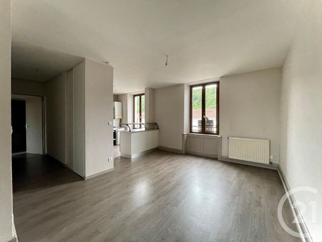 Appartement F4 à louer - 4 pièces - 75.0 m2 - COLOMBIER FONTAINE - 25 - FRANCHE-COMTE - Century 21 Agence De La Gare