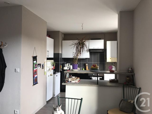 Appartement F4 à louer - 4 pièces - 75.0 m2 - COLOMBIER FONTAINE - 25 - FRANCHE-COMTE - Century 21 Agence De La Gare
