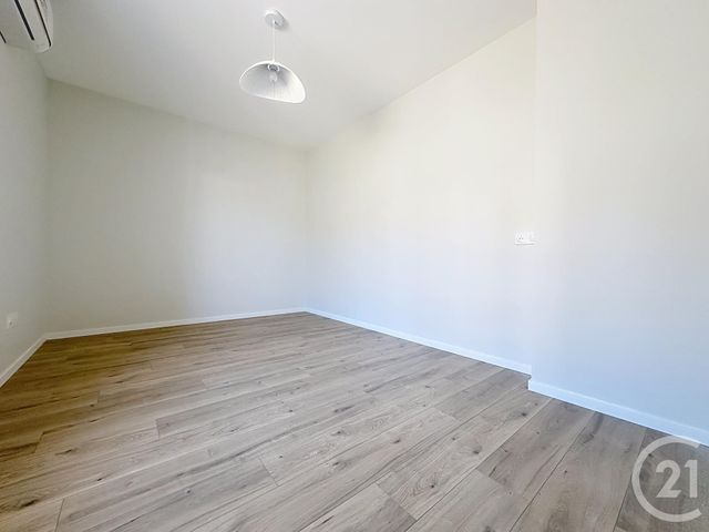 Appartement T3 à louer - 3 pièces - 60.0 m2 - MONTBELIARD - 25 - FRANCHE-COMTE - Century 21 Agence De La Gare