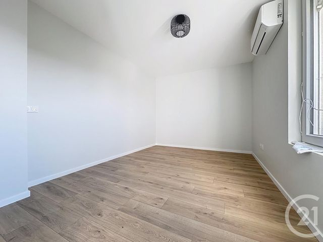 Appartement T3 à louer - 3 pièces - 60.0 m2 - MONTBELIARD - 25 - FRANCHE-COMTE - Century 21 Agence De La Gare