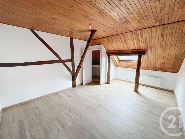 Appartement F5 à louer - 5 pièces - 95.0 m2 - COLOMBIER FONTAINE - 25 - FRANCHE-COMTE - Century 21 Agence De La Gare